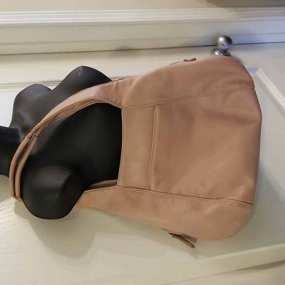 Vintage Nine West | Soft pink hobo bag - Picture 3 of 8